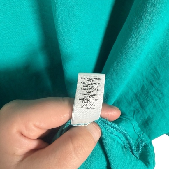 Cato Women’s Flutter Pleated Sleeve Flowy Blouse in Teal Size 18/20W - Picture 7 of 8